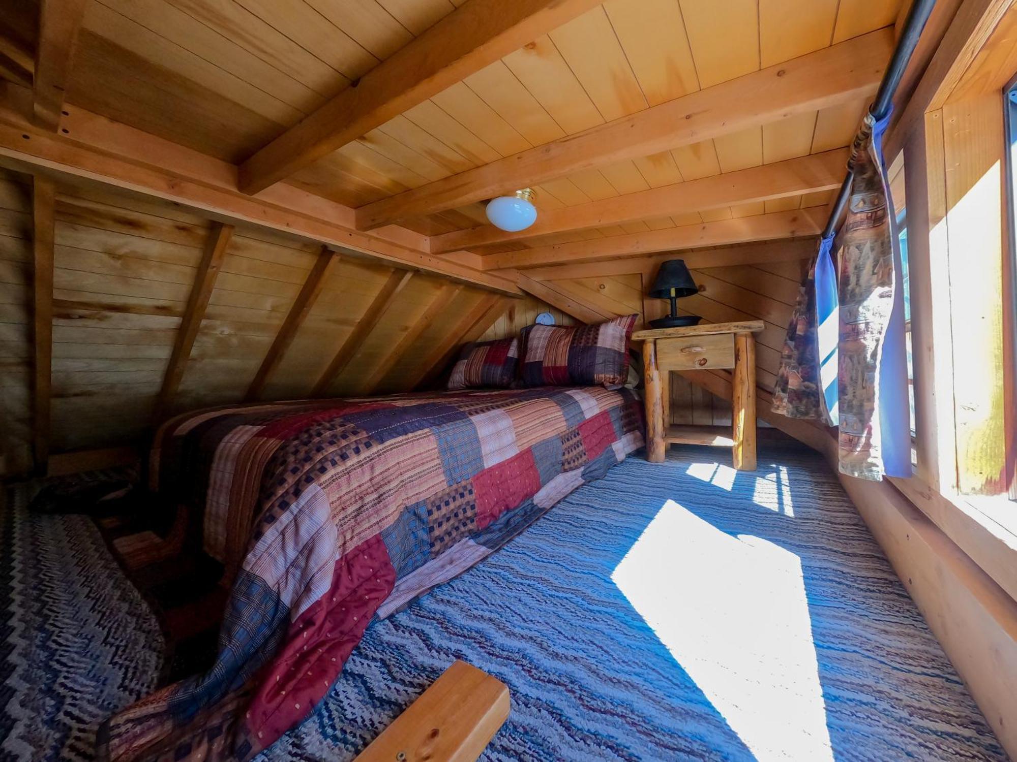 Ouray Riverside Resort - Inn & Cabins Room photo