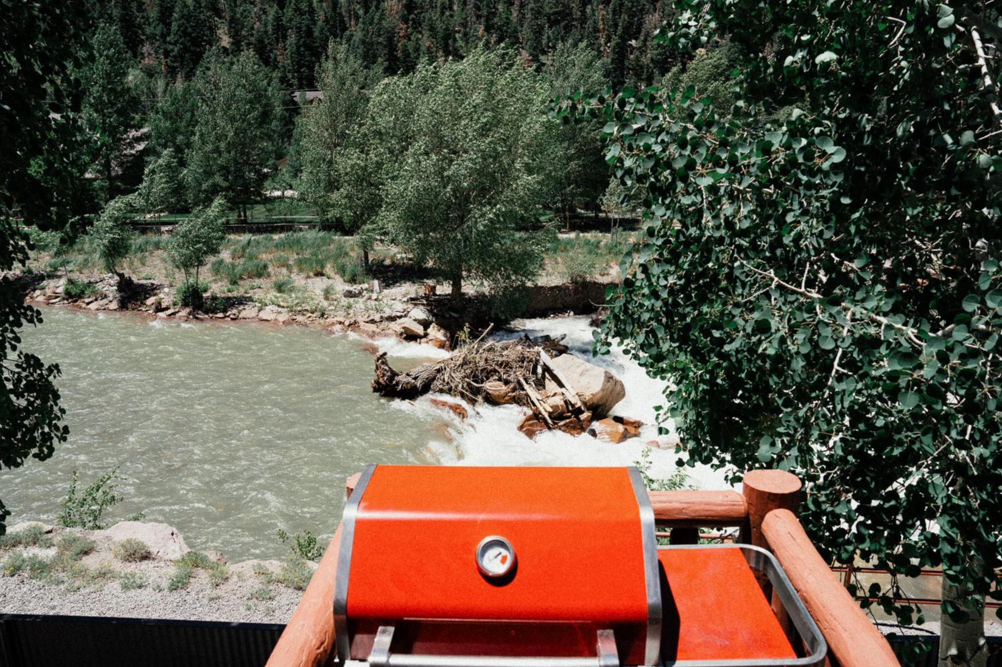 Ouray Riverside Resort - Inn & Cabins Exterior photo