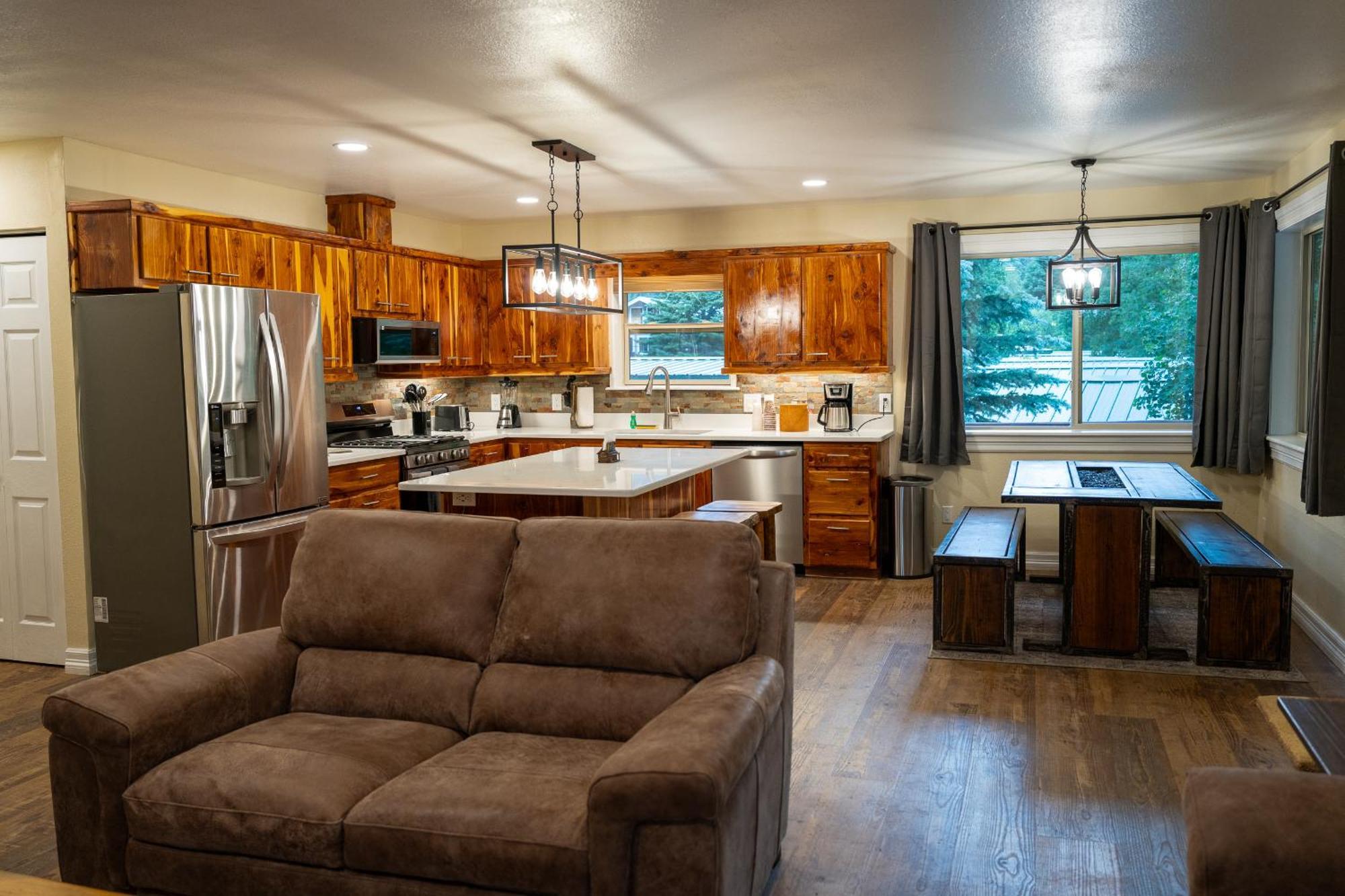 Ouray Riverside Resort - Inn & Cabins Exterior photo